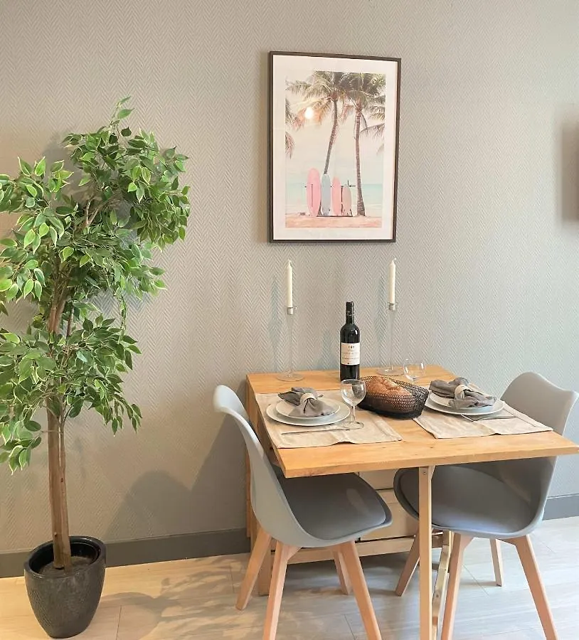 1605B - Best Deal Apartment Paris